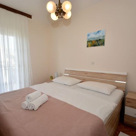 Pansion Dioklecijan Podstrana Exterior foto