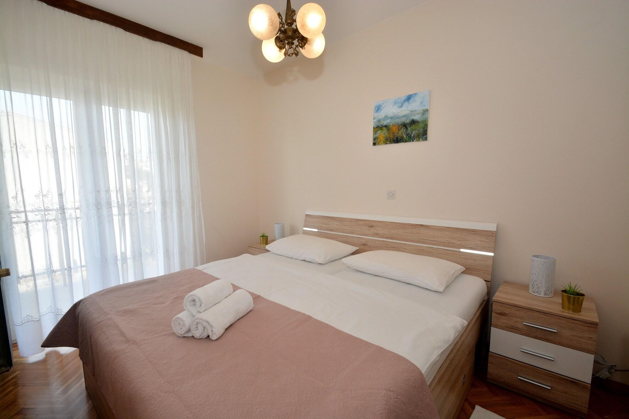Pansion Dioklecijan Podstrana Exterior foto