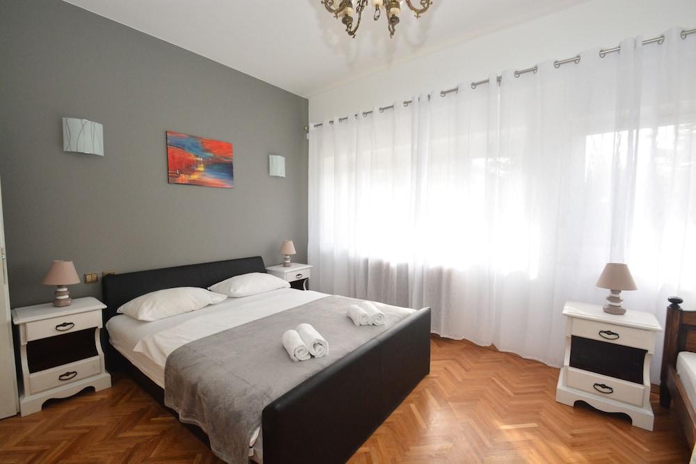 Pansion Dioklecijan Podstrana Exterior foto