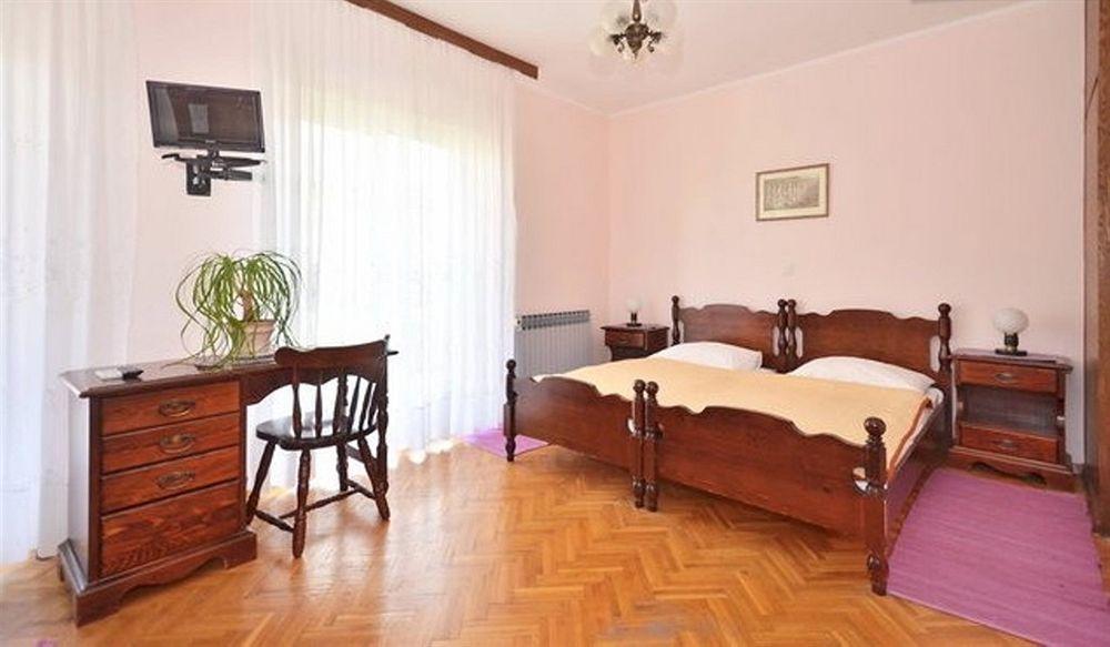 Pansion Dioklecijan Podstrana Exterior foto