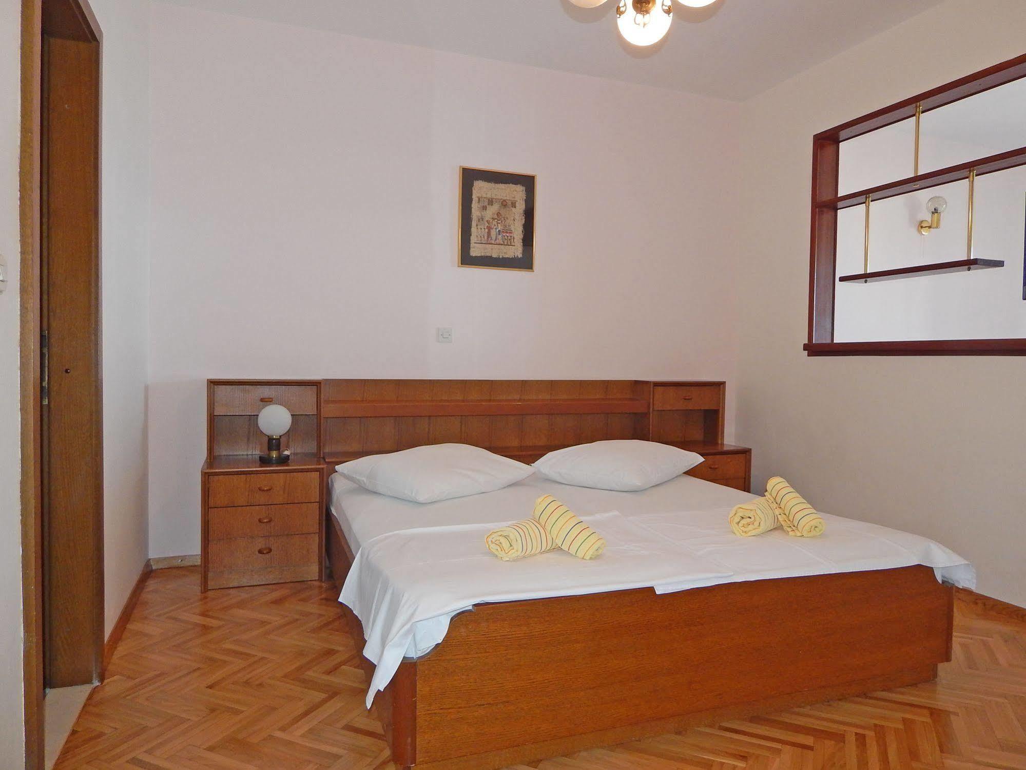 Pansion Dioklecijan Podstrana Exterior foto